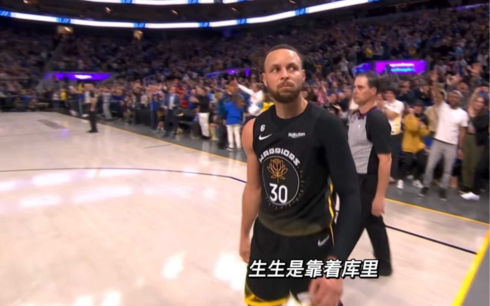 库里在雄鹿比赛中爆冷，比赛规则变更引发热议！比赛高潮迭起的简单介绍