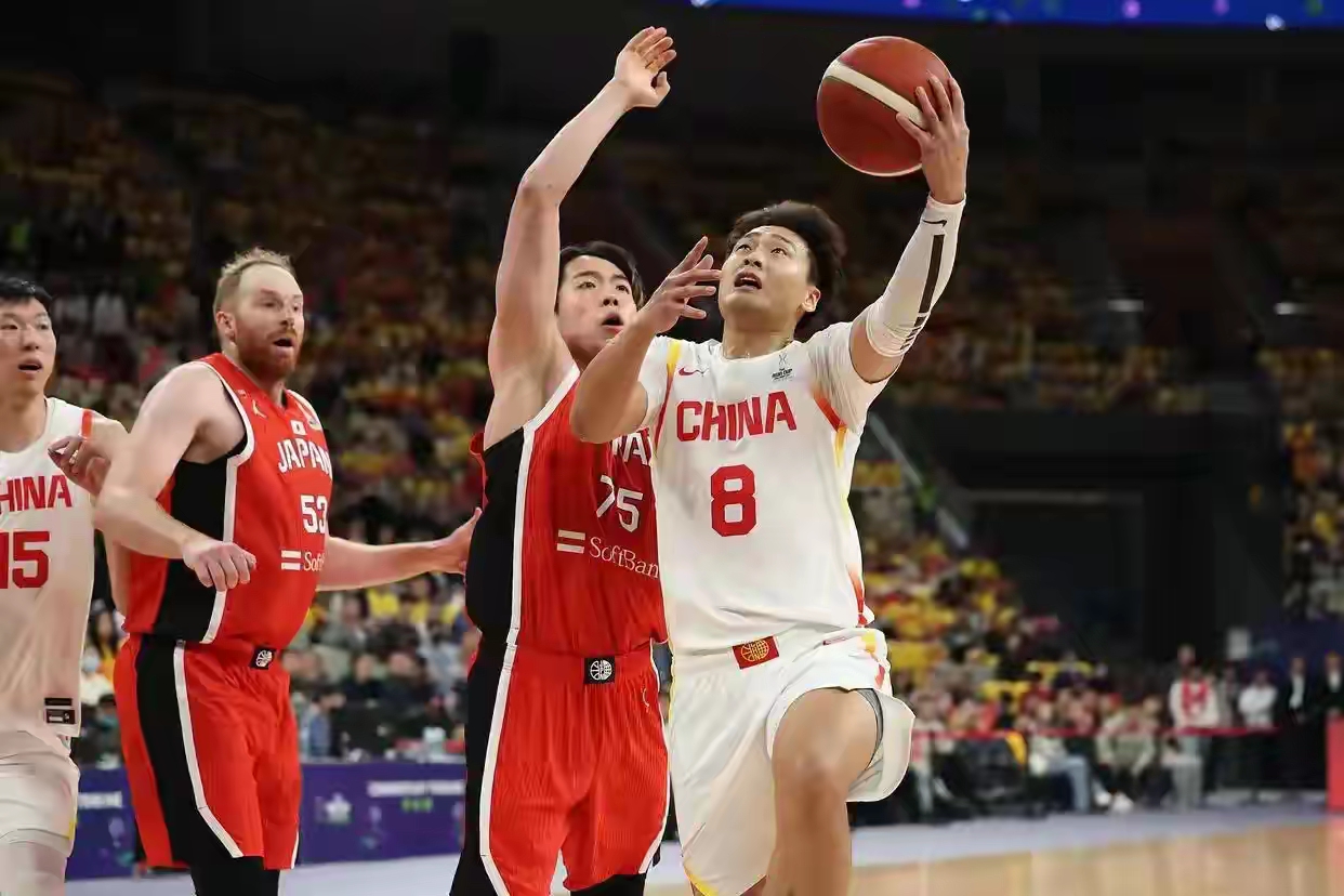 Ming迎来七赛季出色发挥，TL观众热烈欢呼！赛场气氛高涨