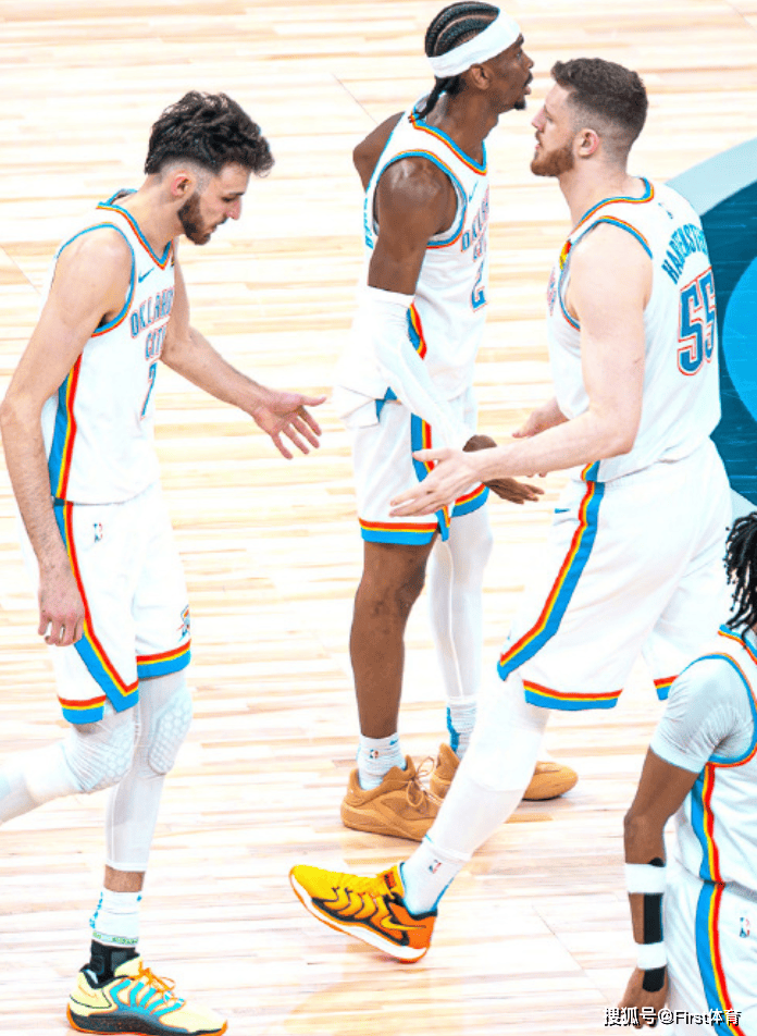 今晨CBA季后赛焦点战，俄克拉荷马雷霆状态回暖，赛场秩序良好，赛季目标并未改变的简单介绍