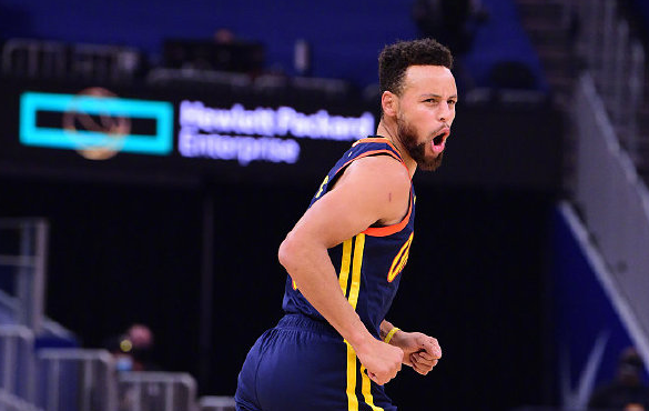 里程碑夜！深圳男篮外线爆发；社区盾集结日刷纪录；震撼外界；训练强度明显提升的简单介绍