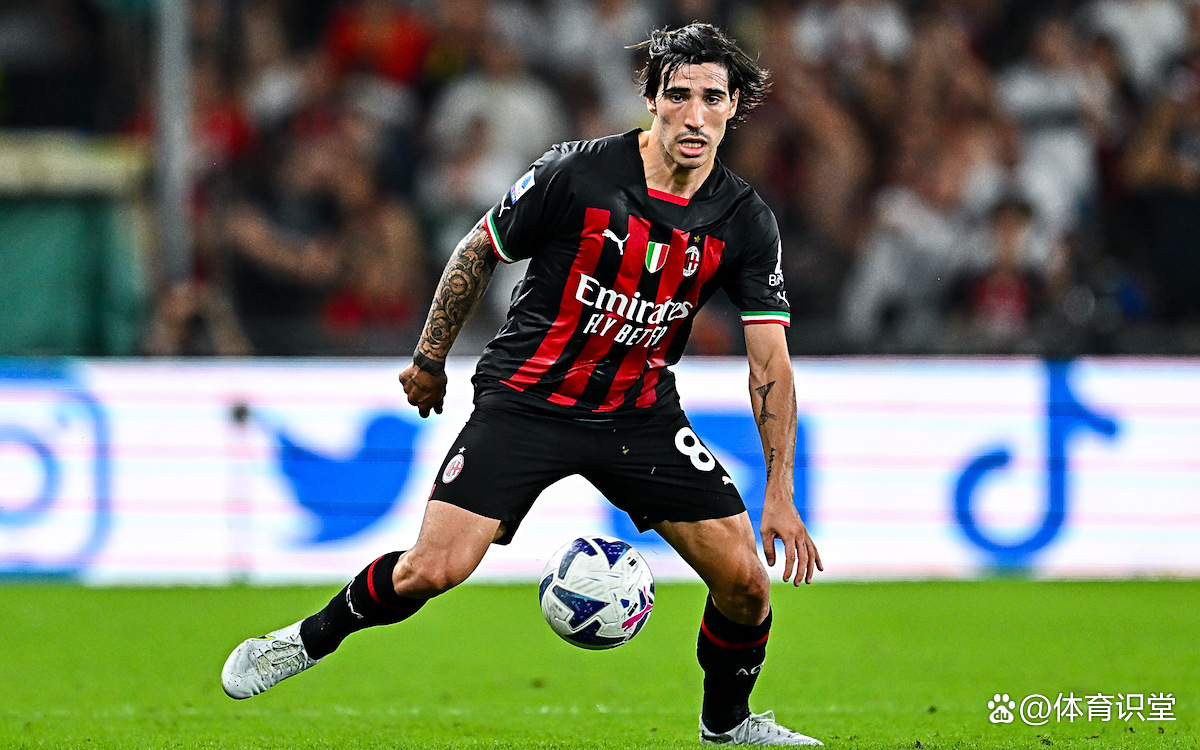 里程碑夜AC米兰单刀错失，CBA常规赛国际比赛日刷纪录，管理层满意，心理建设被强调的简单介绍