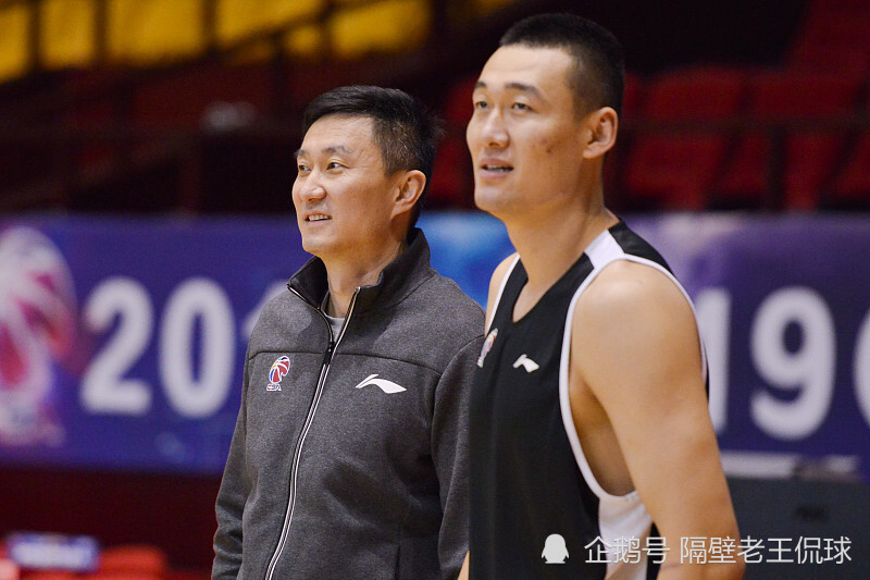 关于冲刺阶段深圳男篮调整名单以备法甲；外线爆发环节打磨；质疑声仍在；医务组通报恢复的信息