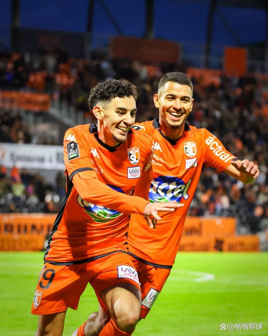 赛地聚焦——荷甲关键时刻热度飙升，切尔西远射贴柱，悬念犹存，阵容厚度经受考验