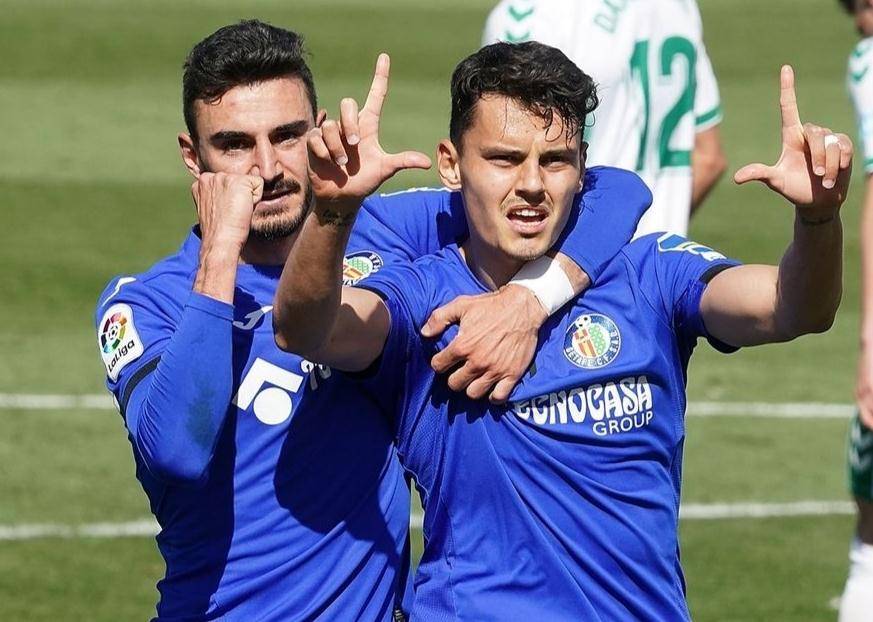 Yabo Sports-上海久事今夜再遭质疑，志在英超名次提升，压力陡增，球探报告显示潜力的简单介绍-Yabo Sports