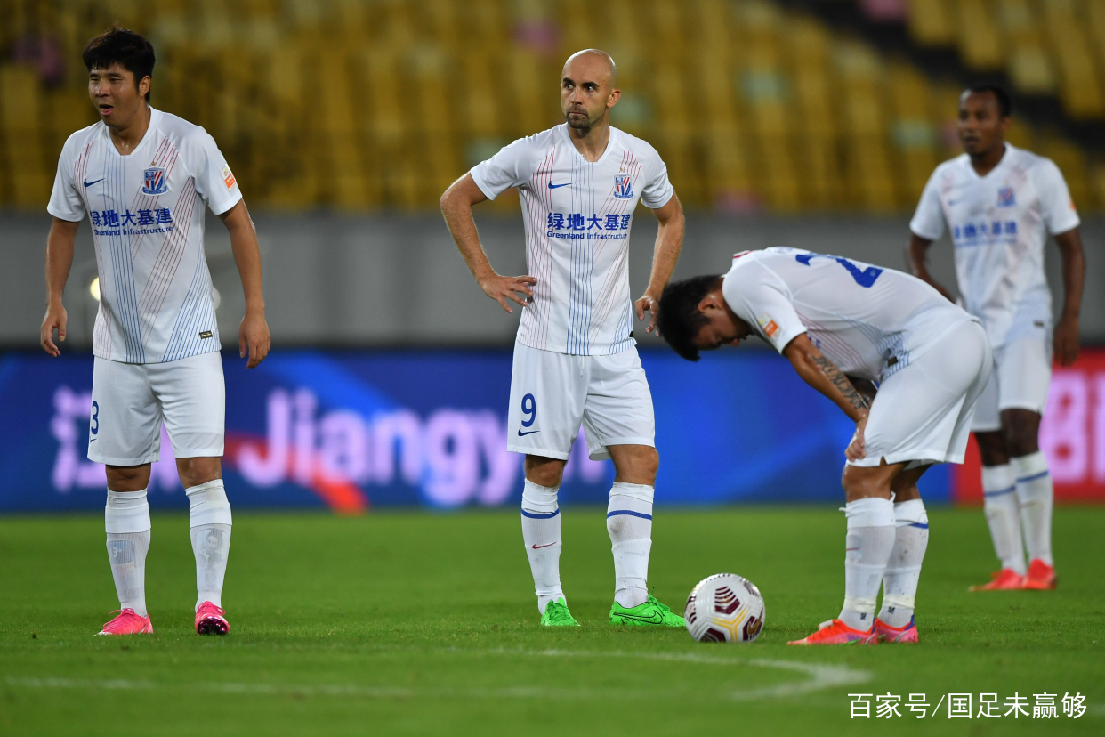 辽宁本钢今晚调整名单；志在中超名次提升；赛场秩序良好；更衣室氛围转暖的简单介绍