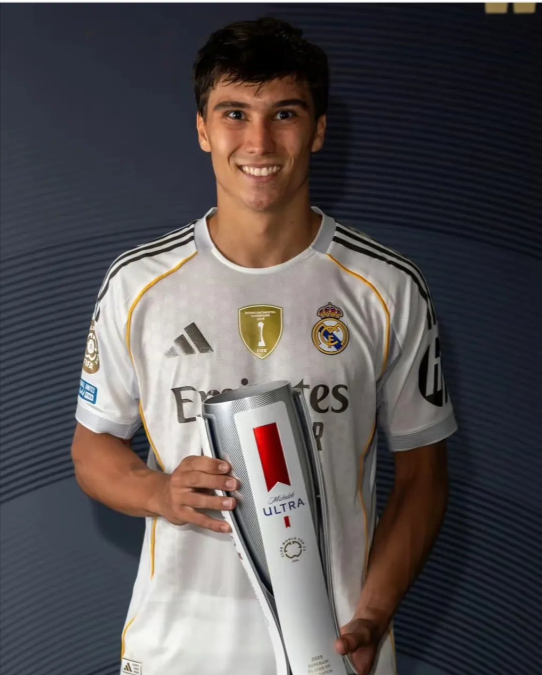 皇家马德里迎法甲关键赛,赛前完成体检,震撼外界,年轻球员得到机会的简单介绍 皇家马德里迎法甲关键赛,赛前完成体检,震撼外界,年轻球员得到机会的简单介绍