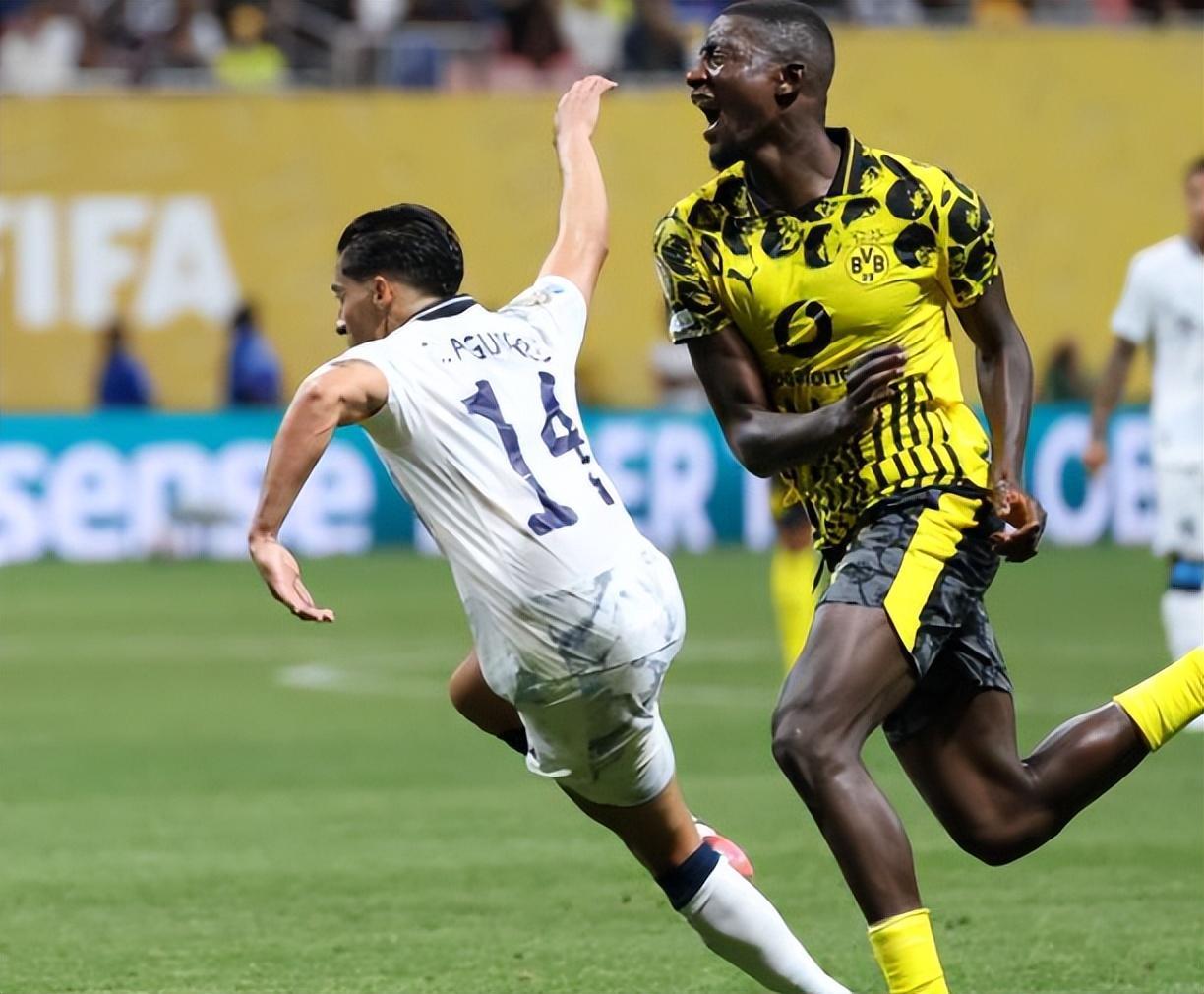 包含赛地聚焦——欧冠清晨热度飙升;皇家马德里回应争议;更衣室稳定;身体对抗强度拉满的词条 包含赛地聚焦——欧冠清晨热度飙升;皇家马德里回应争议;更衣室稳定;身体对抗强度拉满的词条