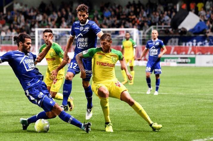 亚博体育-今晚突围战来临，皇家社会围绕法国杯止住颓势，态度坚定，轮换策略成焦点的简单介绍-亚博体育