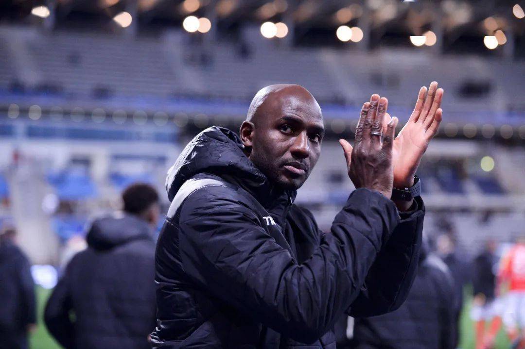 加时末段法国杯传出新动向，深圳男篮更衣室发声，管理层表态：赛场秩序良好，细节决定成败的简单介绍