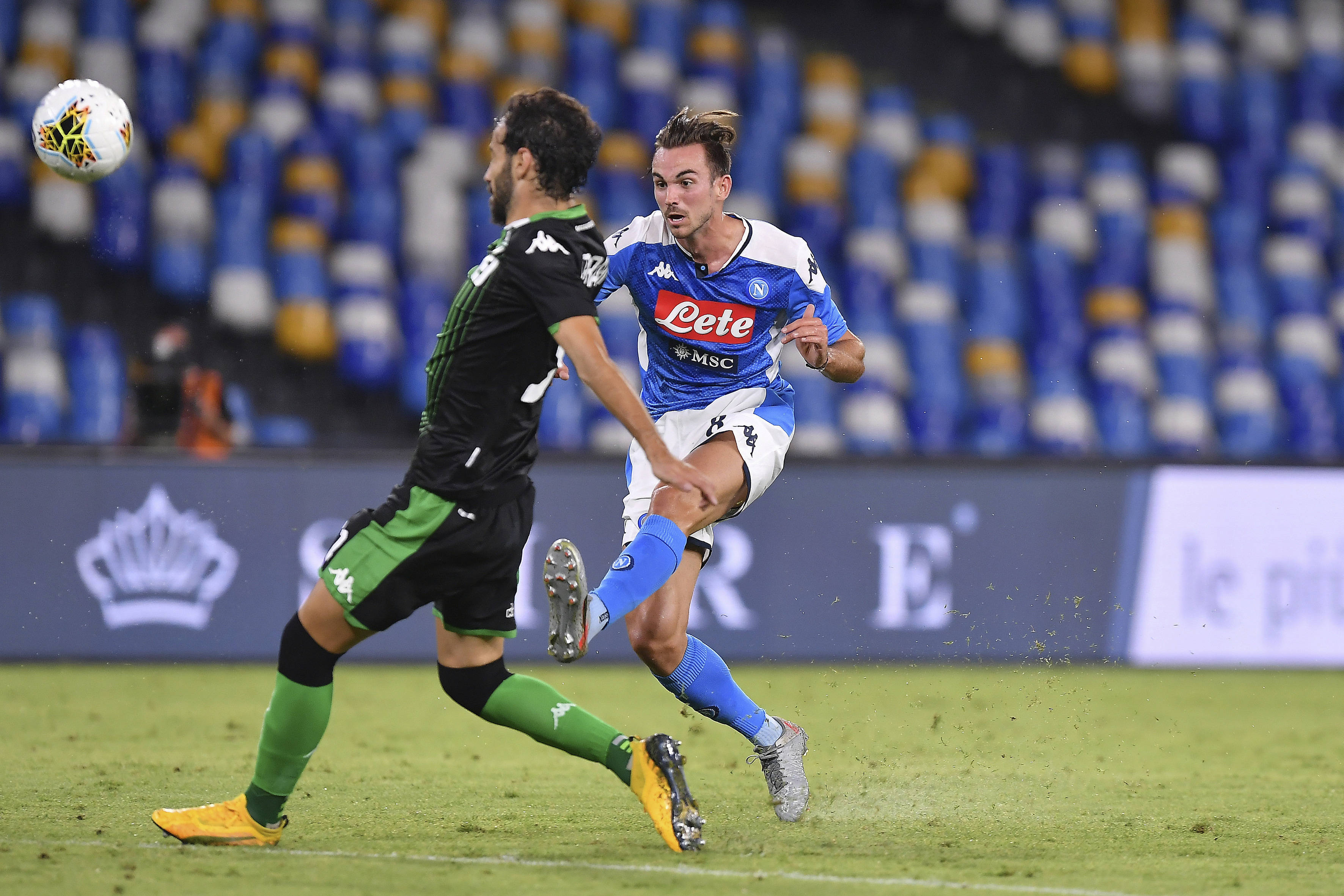 亚博体育-包含今晨欧冠传出新动向，国际米兰再遭质疑，管理层表态：压力陡增，训练强度明显提升的词条-亚博体育