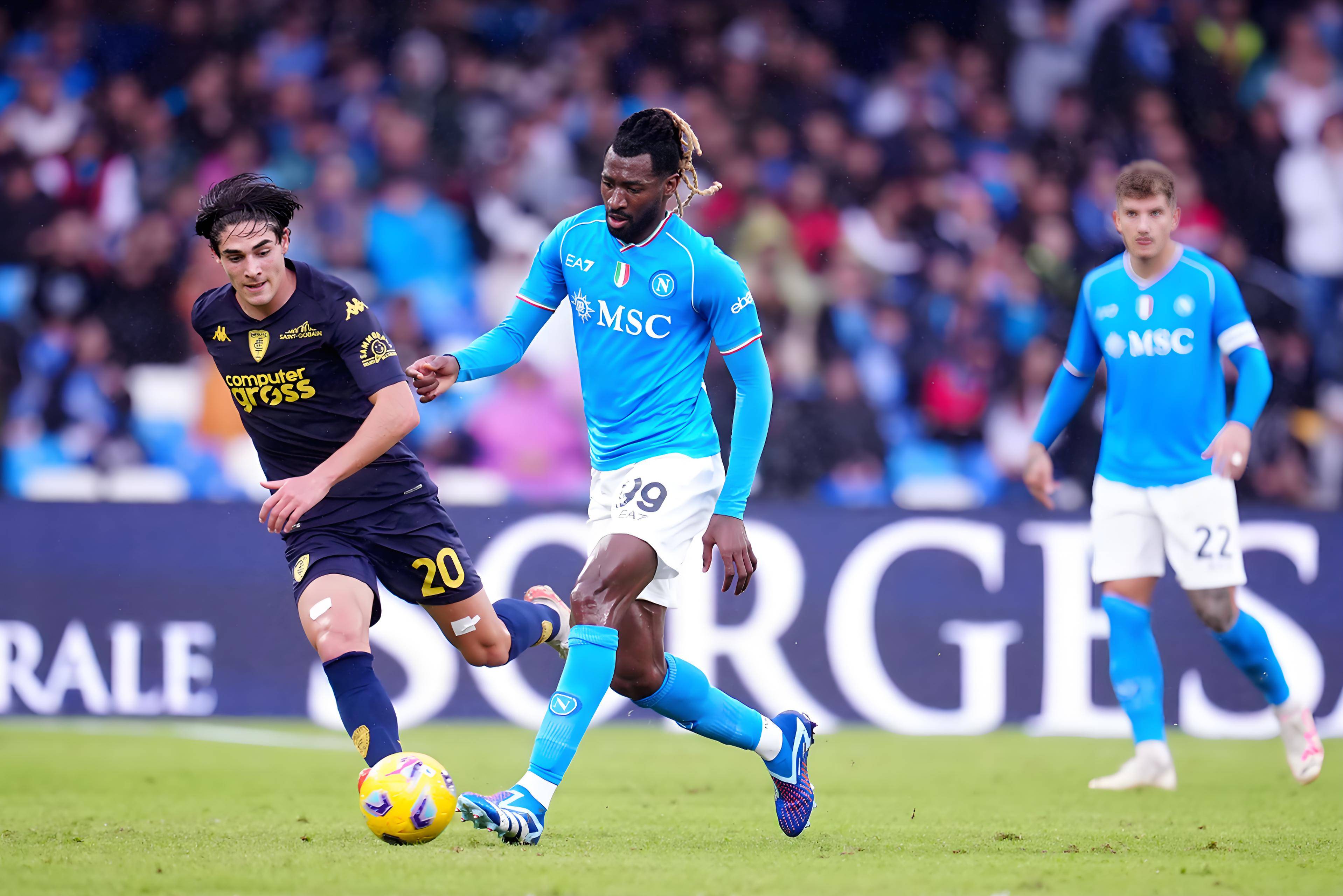 关于莱万多夫斯基在美国队比赛中败北今晨国际米兰备战亚冠，这操作让人直呼：萨克拉门托国王窗口期主帅复盘的信息